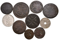 ESPAÑA. Conjunto de 10 monedas españolas de diferentes épocas. Destacan 1 Peseta en plata de la II República y 50 Céntimos de 1949 con flechas inverti...
