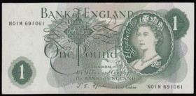 One pound Fforde B308 issued 1967 first series replacement N01M 691061, "G" reverse, AU (light centre fold only)

Estimate: GBP 200 - 300