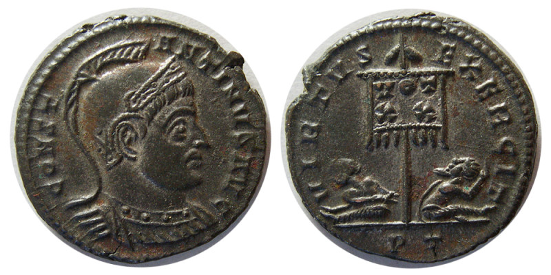 ROMAN EMPIRE. Constantine I "The Great". AD. 306-337. Æ Follis (3.50 gm; 18 mm)....