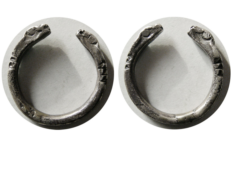 ACHAMENIED EMPIRE. Circa 550-350 BC. Silver Ring (3.56 gm; 23 mm). Ring size 9. ...