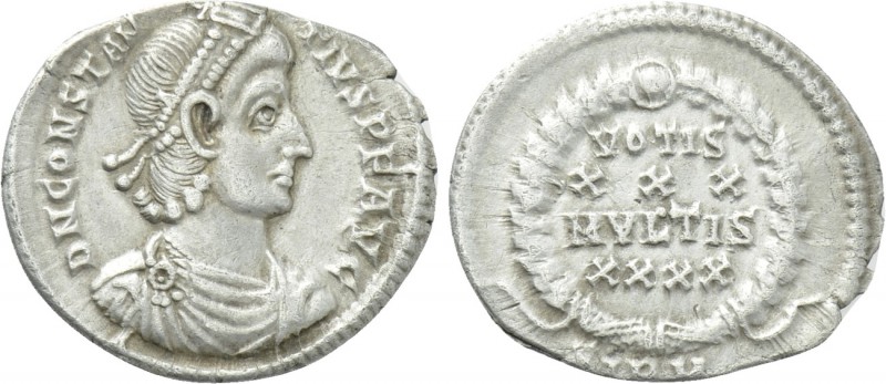 CONSTANTIUS II (337-361). Siliqua. Sirmium. 

Obv: D N CONSTANTIVS P F AVG. 
...