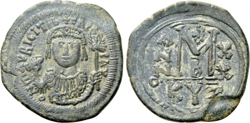 MAURICE TIBERIUS (582-602). Follis. Cyzicus. Dated RY 20 (601/2). 

Obv: D N M...