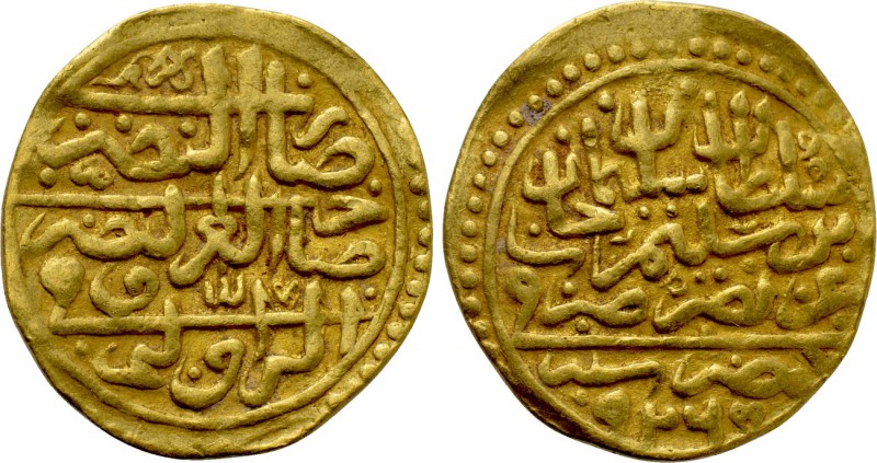 OTTOMAN EMPIRE. Sulayman I Qanuni (AH 926-974 / 1520-1566 AD). GOLD Sultani. Mis...