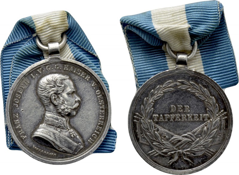 AUSTRIA. Franz Josef I (1848-1916). Silver Medal. "Der Tapferkeit" (For Bravery)...