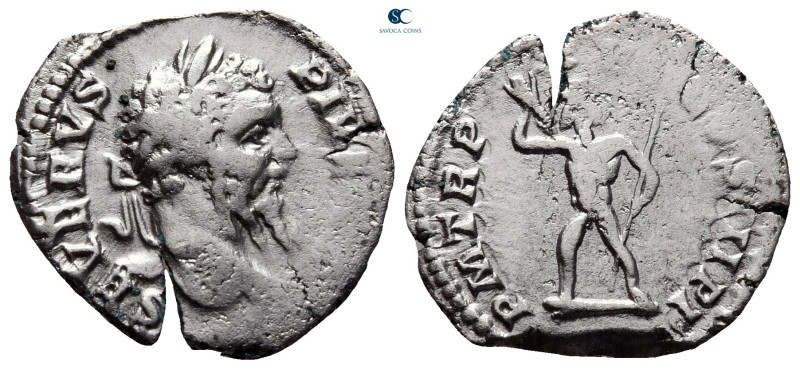 Septimius Severus AD 193-211. Rome
Denarius AR

20 mm, 2,65 g



nearly v...