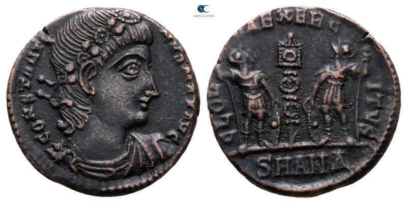 Constantine I the Great AD 306-337. Antioch
Follis Æ

16 mm, 1,60 g



ve...