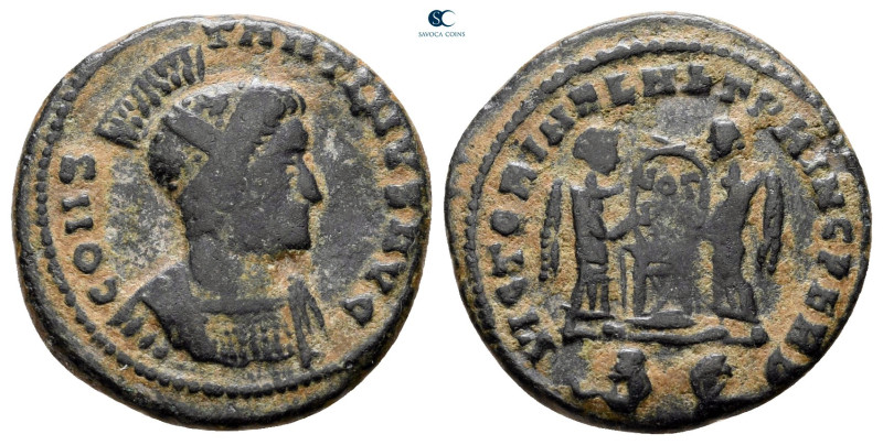 Constantine I the Great AD 306-337. Lugdunum
Follis Æ

18 mm, 2,87 g



v...