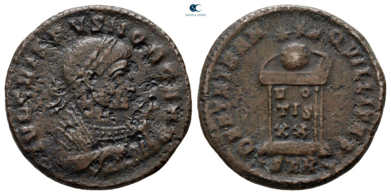 Constantine I the Great AD 306-337. Treveri
Follis Æ

19 mm, 3,29 g



ne...