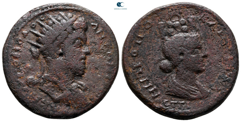 Cappadocia. Caesarea. Commodus AD 180-192. 
Bronze Æ

29 mm, 14,16 g



n...