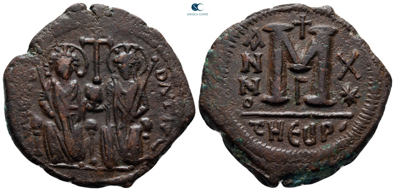 Justin II and Sophia AD 565-578. Theoupolis (Antioch)
Follis or 40 Nummi Æ

3...