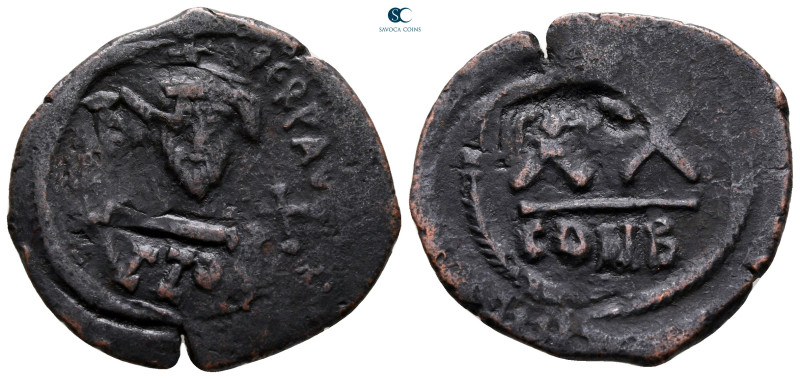 Phocas AD 602-610. Constantinople
Half Follis or 20 Nummi Æ

25 mm, 5,25 g
...