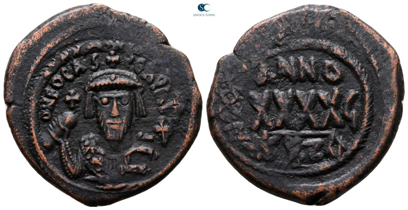 Phocas AD 602-610. Cyzicus
Follis or 40 Nummi Æ

30 mm, 11,74 g



very f...