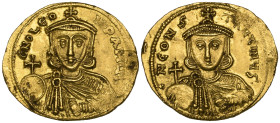 Leo III the Isaurian (717-741), solidus, Constantinople, bust facing holding globus cruciger and akakia; rev., facing bust of Constantine V holding gl...