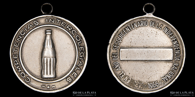 Argentina. 1966. Competencias Interescolares. Patrocinado por Coca-Cola. Platead...