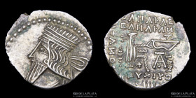 Kings of Parthia. Vologases III (105-147AD) AR Drachm