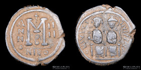 Byzantine. Justin II with Sophia 565-578AD. AE Follis