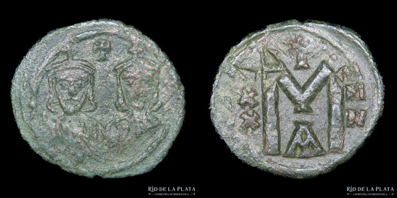 Byzantine. Nicephorus I, with Stauracius (803-811AD) AE Follis (40nummi), Consta...