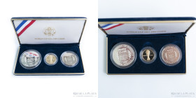 USA. 1994. Mint Set Conmemorativo Mundial de Futbol. Oro y Plata