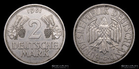 Alemania. Republica. 2 Deutsche Mark 1951 G. KM111