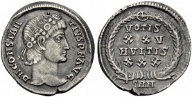 Constantius II, 337-361. Siliqua (Silver, 21 mm, 3.04 g, 11 h), Nicomedia, 340-351. D N CONSTAN-TIVS P F AVG Rosette diademed head of Constantius II t...