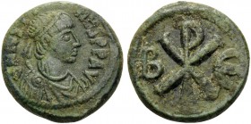 Justin I, 518-527. Pentanummium (Bronze, 14 mm, 2.51 g, 6 h), Constantinopolis. D N IVSTINVS P P AVI Diademed, draped and cuirassed bust of Justin I t...
