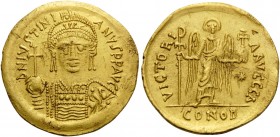 Justinian I, 527-565. Solidus (Gold, 21 mm, 4.50 g, 5 h), Constantinople, 1st officina, 545-565. D N IVSTINIANVS P P AVG Helmeted and cuirassed bust o...