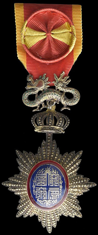 Annam, Order of the Dragon of Annam, Officer's breast badge, in silver-gilt and ...