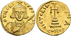 Tiberius III (Apsimar), 698-705. Solidus (Gold, 18 mm, 4.48 g, 6 h), Constantinopolis. D TIbЄRIЧS PЄ AV Draped and cuirassed bust of Tiberius III faci...