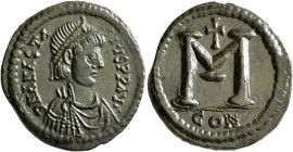 Anastasius I, 491-518. Follis (Bronze, 25 mm, 8.80 g, 6 h), Constantinopolis, 498-507. D N ANASTASIVS P P AVG Diademed, draped and cuirassed bust of A...