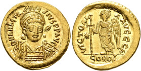 Anastasius I, 491-518. Solidus (Gold, 20 mm, 4.50 g, 6 h), Constantinopolis, circa 507-518. D N ANASTASIVS P P AVG Pearl-diademed, helmeted and cuiras...