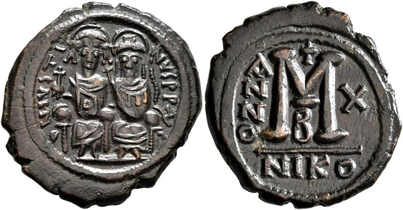Justin II, with Sophia, 565-578. Follis (Bronze, 30 mm, 13.54 g, 6 h), Nicomedia...