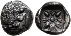 IONIA. Miletos. Late 6th-early 5th century BC. Diobol (Silver, 9 mm, 1.14 g, 12 h). Forepart of a lion to left, head turned to right. Rev. Stellate de...