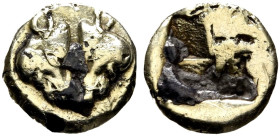 IONIA. Phokaia. Circa 521-478 BC. Hekte (Subaeratus, 10 mm, 2.31 g), a contemporary plated imitation. Confronted heads of two boars; above, small seal...