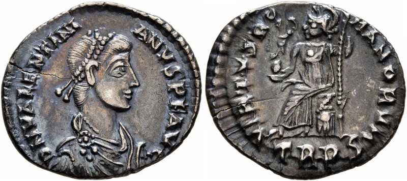Valentinian II, 375-392. Siliqua (Silver, 18 mm, 2.15 g, 6 h), Treveri, 388-392....