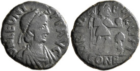 Leo I, 457-474. Follis (Bronze, 20 mm, 4.65 g, 6 h), Constantinopolis (or Cherson). D N LEONIS P P AVG Pearl-diademed, draped and cuirassed bust of Le...