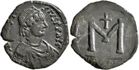 Anastasius I, 491-518. Follis (Bronze, 23 mm, 5.07 g, 6 h), small module, Constantinopolis. [D N AN]ASTASIVS P P AVG Diademed, draped and cuirassed bu...