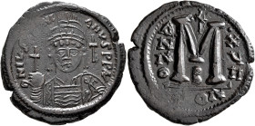 Justinian I, 527-565. Follis (Bronze, 34 mm, 20.42 g, 6 h), Constantinopolis, RY 17 = 543/4. DN IVSTINIANVS PP AV Helmeted and cuirassed bust of Justi...
