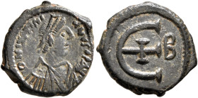 Justinian I, 527-565. Pentanummium (Bronze, 15 mm, 2.54 g, 7 h), Theoupolis (Antiochia), 529-539. D N IVSTINIANVS P P AVG Diademed, draped, and cuiras...