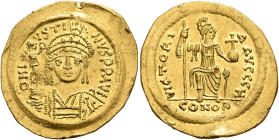 Justin II, 565-578. Solidus (Gold, 22 mm, 4.48 g, 6 h), Constantinopolis, 566/7-578. D N IVSTINVS P P AVI Helmeted and cuirassed bust of Justin II fac...