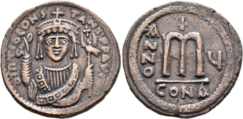 Tiberius II Constantine, 578-582. Follis (Bronze, 33 mm, 18.11 g, 6 h), Constant...