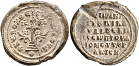 Johannes, imperial koubikoularios and ek prosopou of the Dromos of Thrakesion, 10th century. Seal (Lead, 25 mm, 7.41 g, 12 h). +KЄ ROHΘЄI TⲰ CⲰ ΔOVΛ, ...