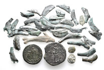A lot containing 36 bronze coins. Including: Mostly Olbia, two Roman Imperial. Fine to very fine. LOT SOLD AS IS, NO RETURNS. 36 coins in lot.


Fr...