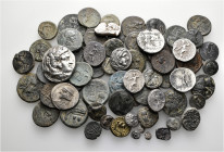 A lot containing 68 silver and bronze coins. Including: Greek. Fine very fine. LOT SOLD AS IS, NO RETURNS. 68 coins in lot.


From a European colle...