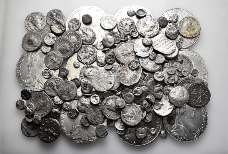 A lot containing 222 silver coins. Including: Greek, Roman and modern. Very fine...