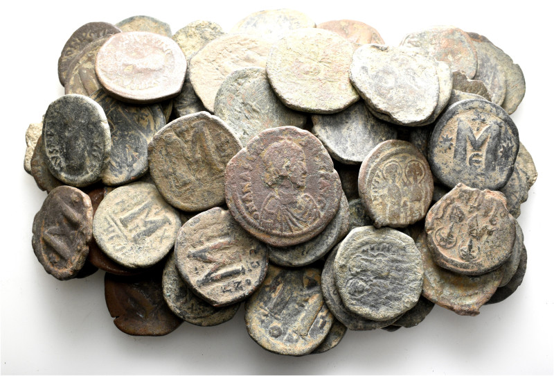 A lot containing 100 bronze coins. Including: All Byzantine. Fair to fine. LOT S...