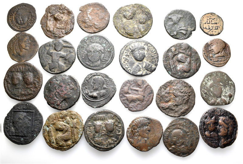 A lot containing 24 bronze coins. All: Islamic (Artuqids and Zangids). Fair to f...