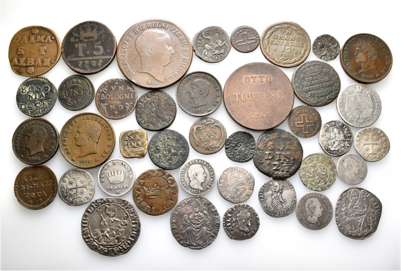 A lot containing 40 silver and bronze coins. All: Italy. Fine to very fine. LOT ...