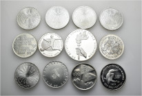 A lot containing 12 silver medals (ca. 204 g). All: Switzerland. Uncirculated. LOT SOLD AS IS, NO RETURNS. 12 medals in lot.