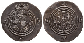 SASANIAN KINGS. AD 631 - 638. AR Drachm
Reference:

Condition: Very Fine

Weight: 4.1 gr
Diameter: 30.6 mm