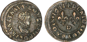 LOUIS XIII le Juste (1610-1643)
Denier tournois, buste enfantin au col fraisé
1611 D - TTB 40 (TTB+)
CGKL 360 a1 - Rare !


DR 164, D 1361, GR 1...